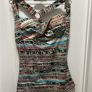 Trendy Multicolor Strappy Women's Tank Top